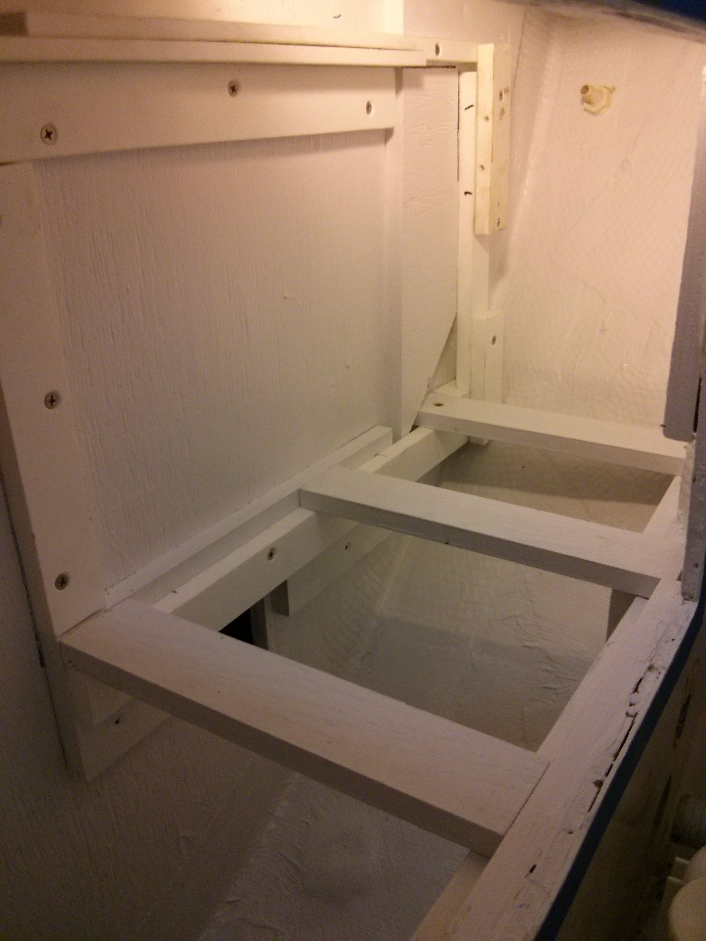 Frame for Holding Tank Under Head Counter Top