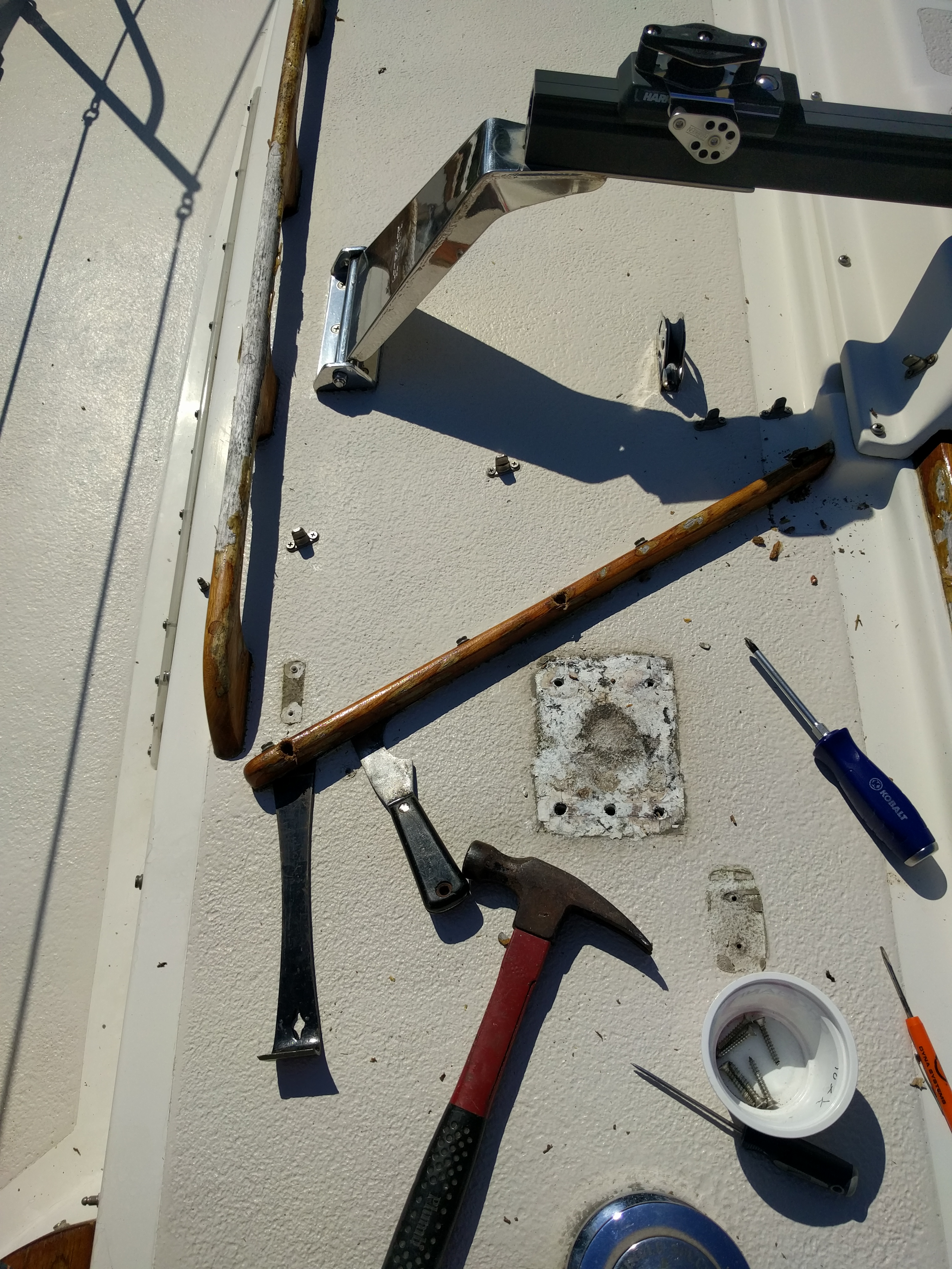 Removing hardware from cabin top
